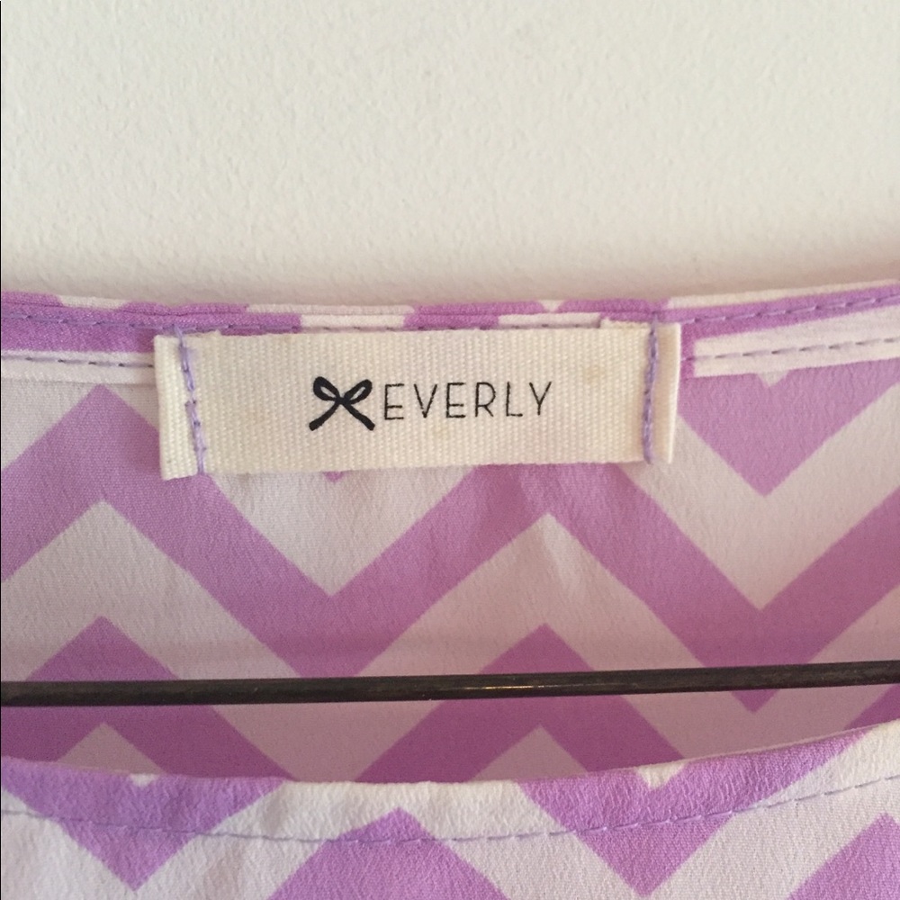 Everly Chevron Pattern Blouse - Picture 4 of 4